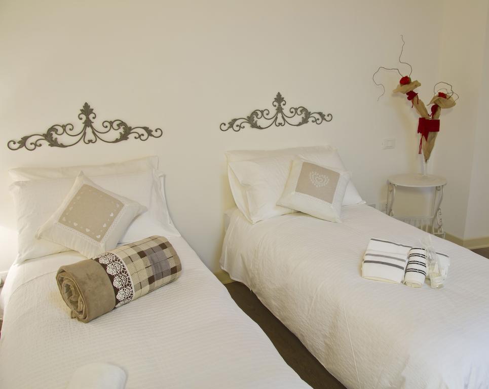Corsomatteotti62 Bed & Breakfast Brescia Ruang foto