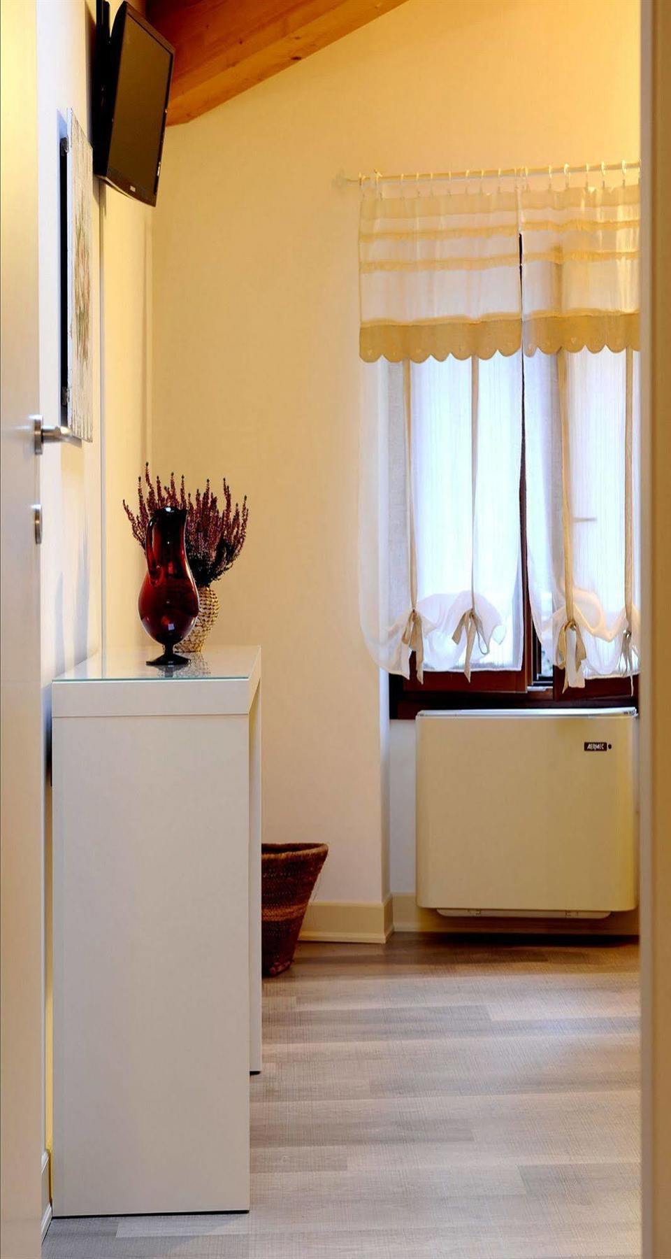 Corsomatteotti62 Bed & Breakfast Brescia Bagian luar foto